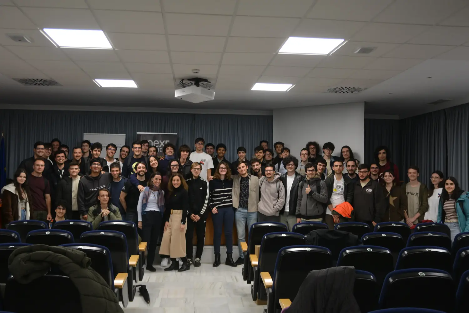 Participantes del ComplicauS 5, el concurso de programación del CAUS
